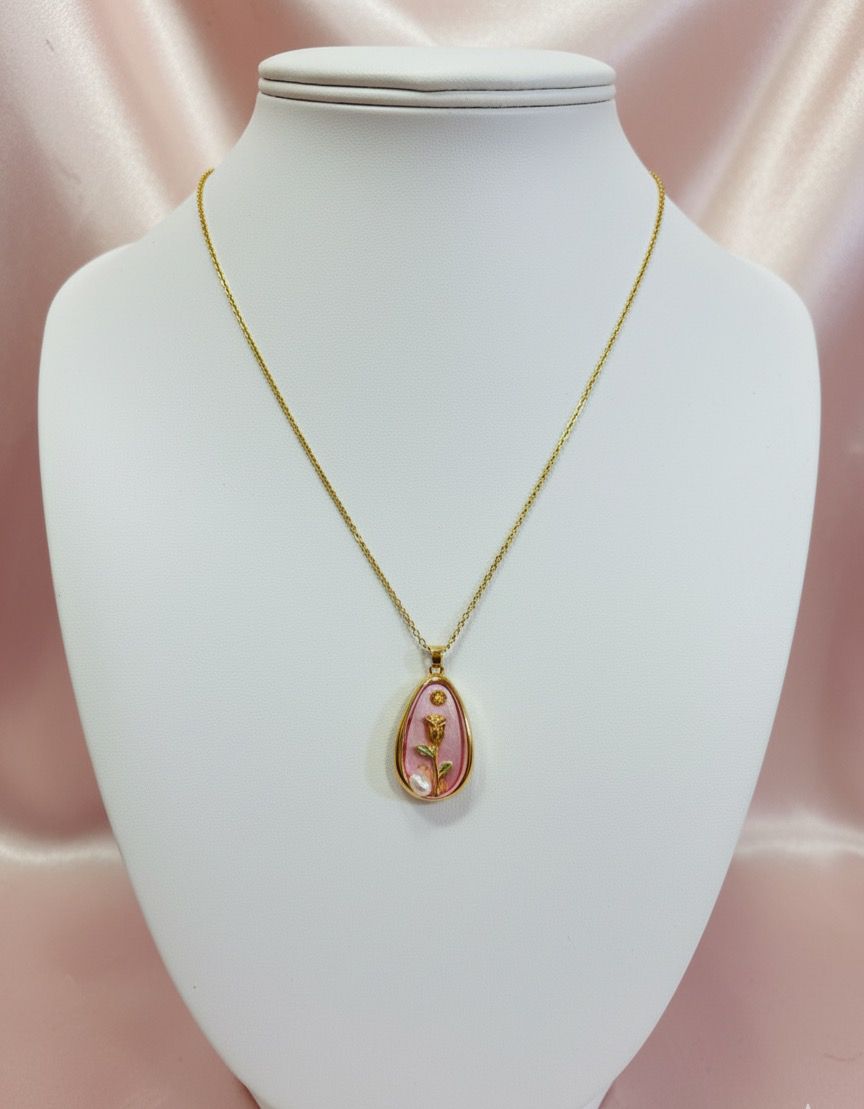Rose Dewdrop Locket