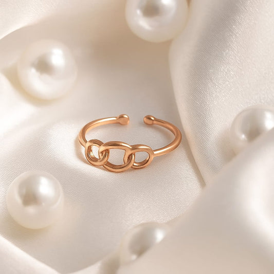 Interlocking Links Ring"