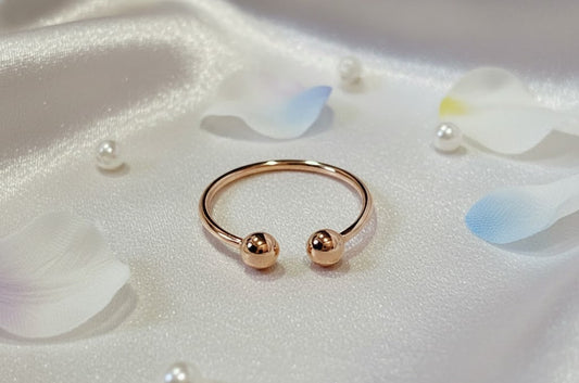 "Twin Pearllet Ring"