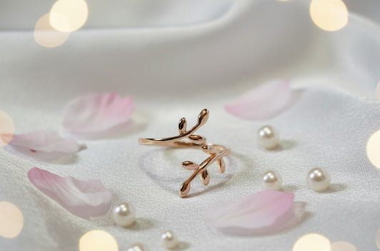 Golden Vine Ring